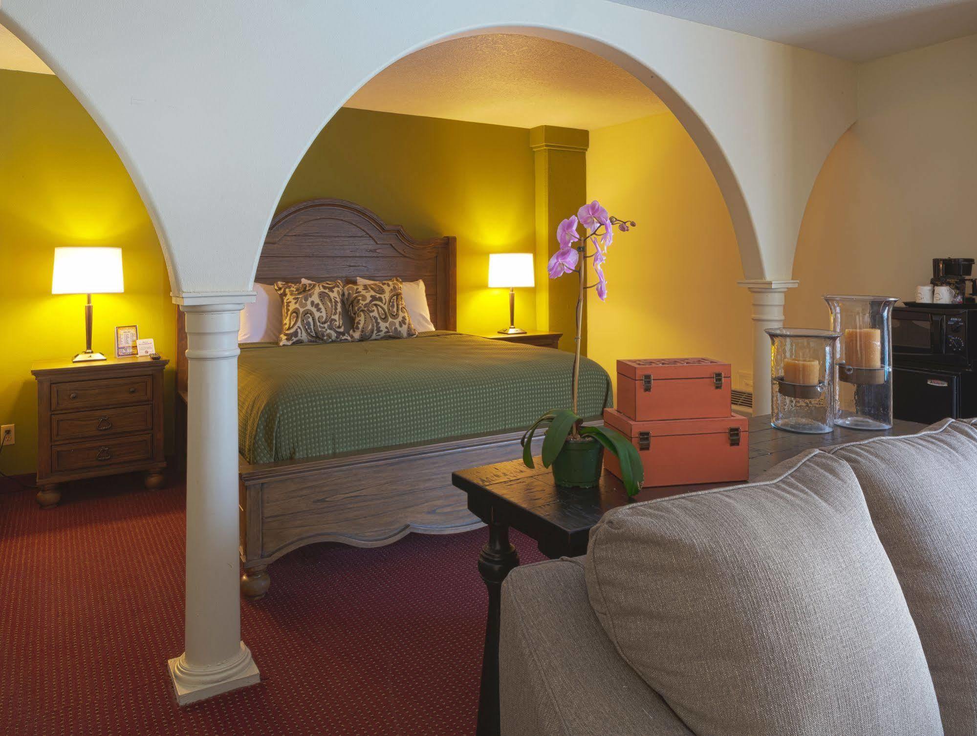 Marina Inn & Suites Chalmette-New Orleans エクステリア 写真