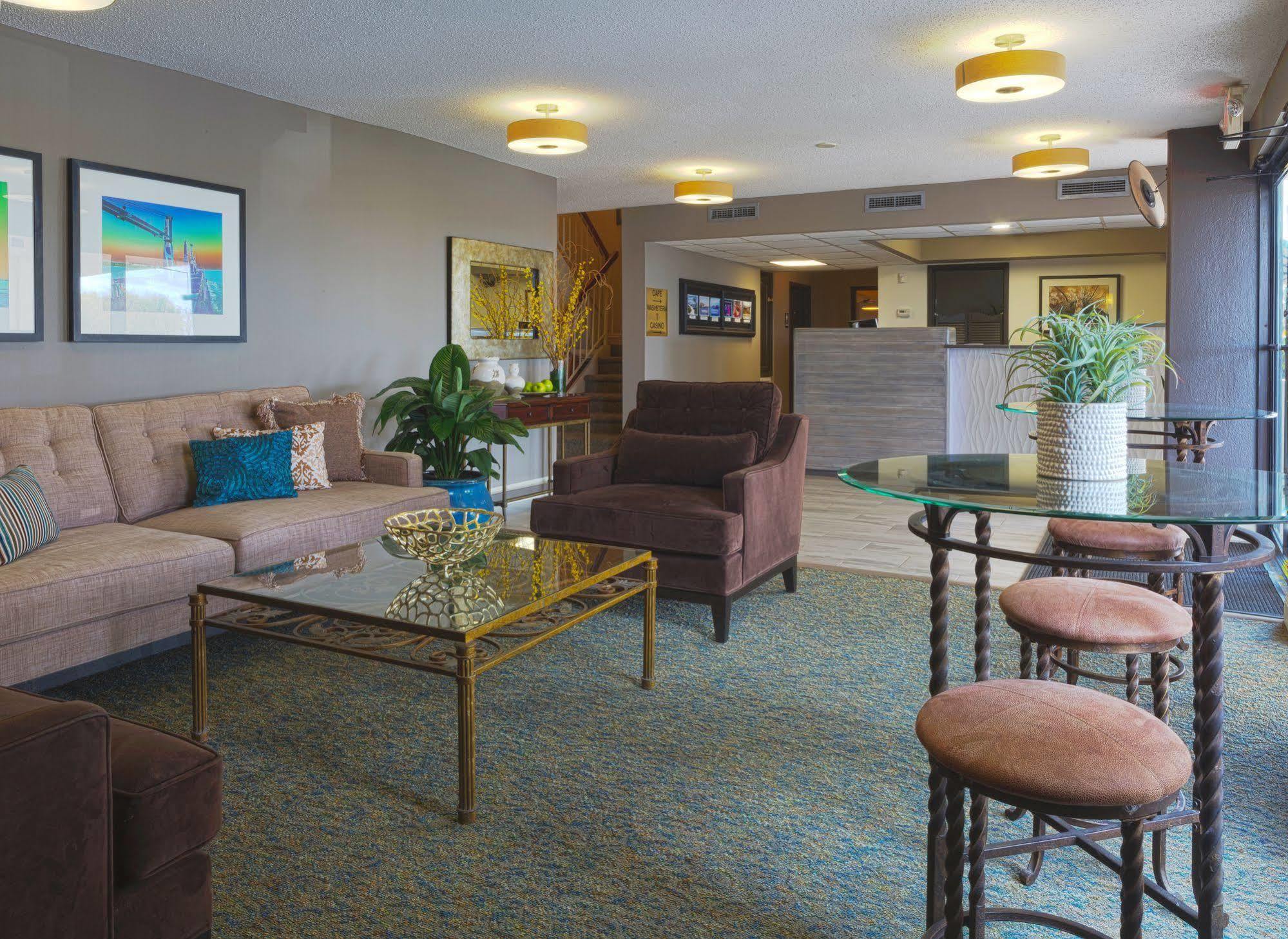 Marina Inn & Suites Chalmette-New Orleans エクステリア 写真