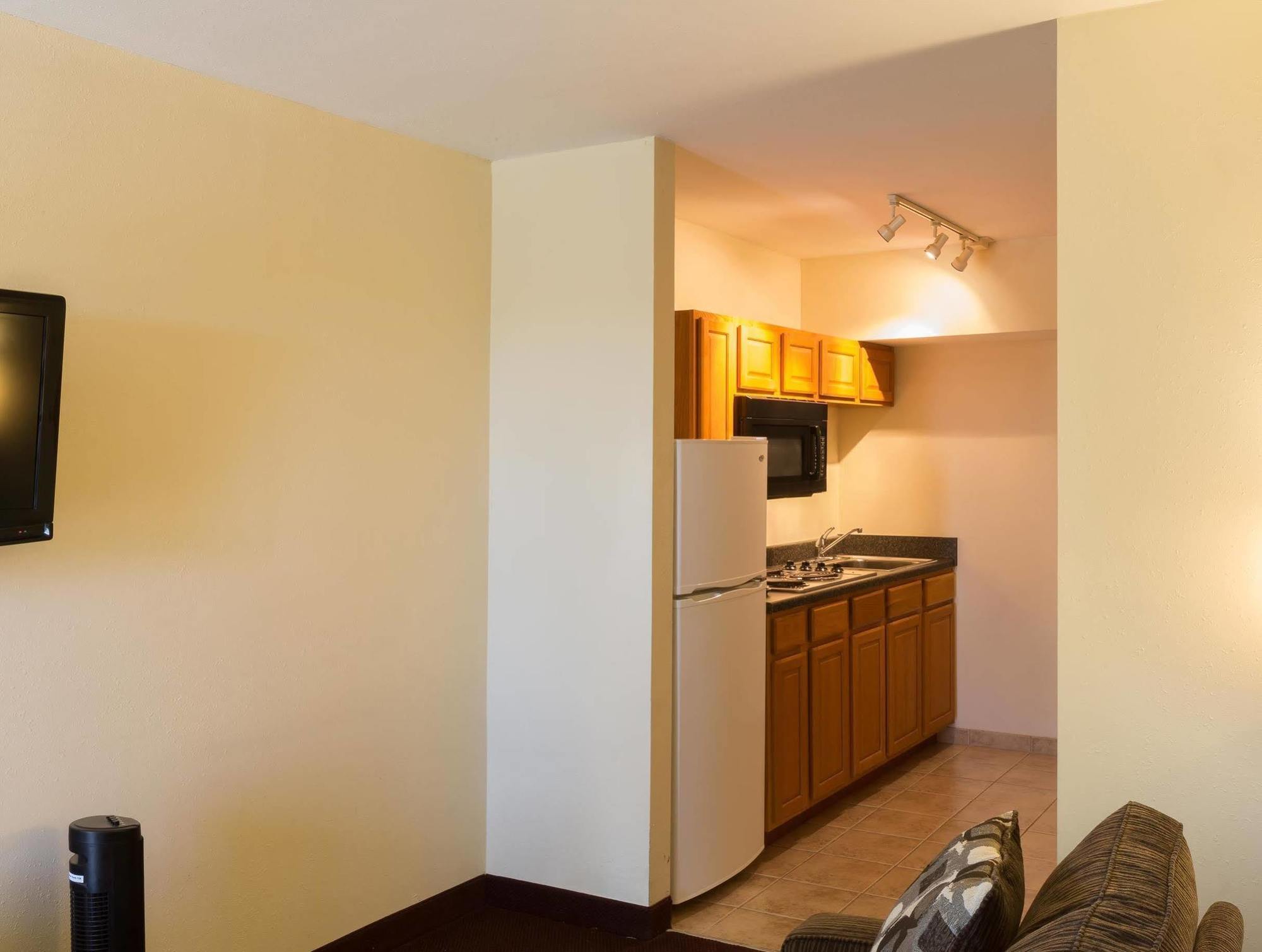 Marina Inn & Suites Chalmette-New Orleans エクステリア 写真